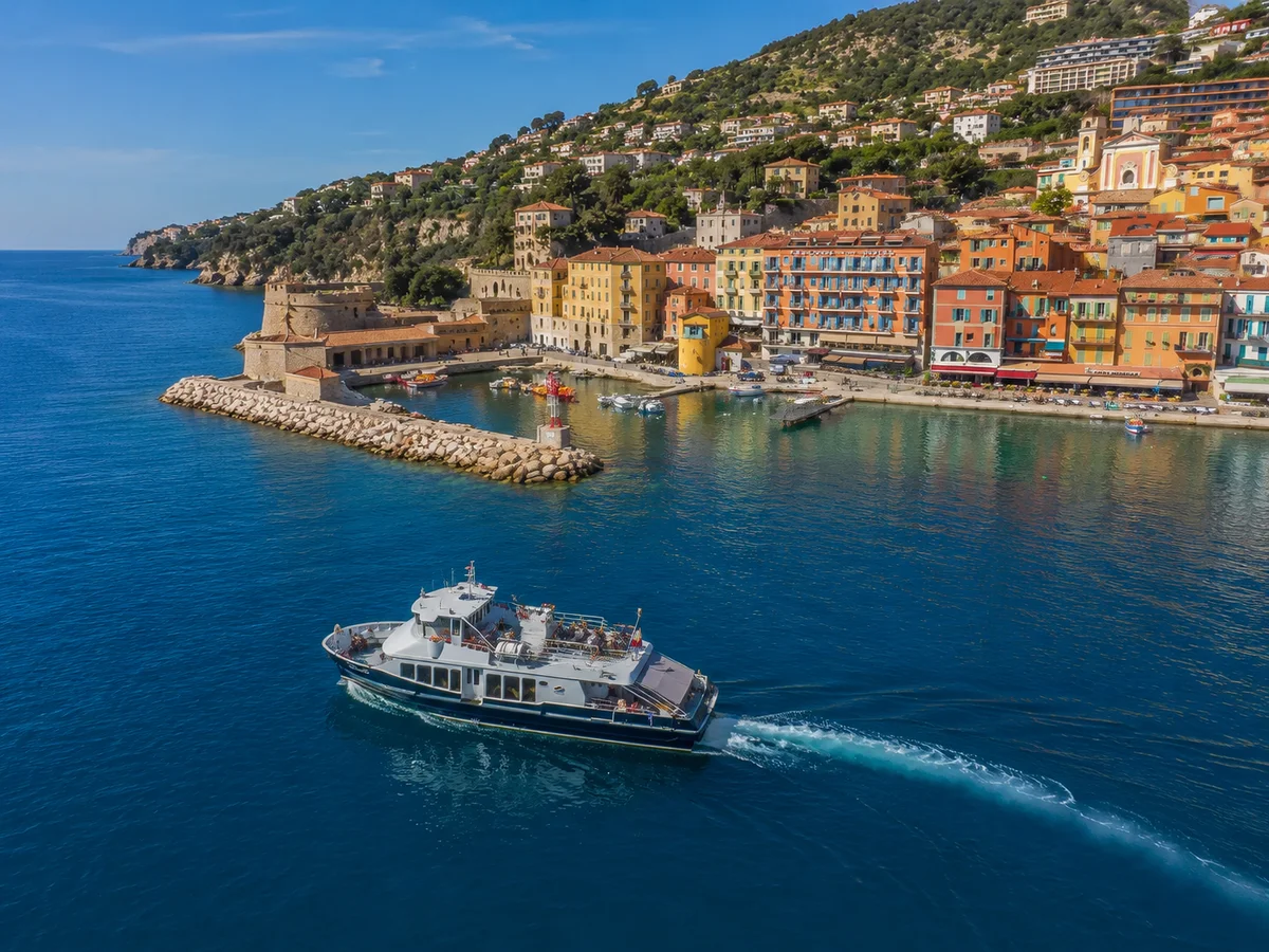 Nice: 1-Hour Sightseeing Cruise to Villefranche Bay (Shared Basis)