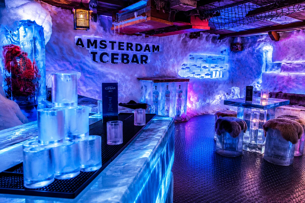 Amsterdam: Icebar with 3 Drinks (Entrance Ticket)