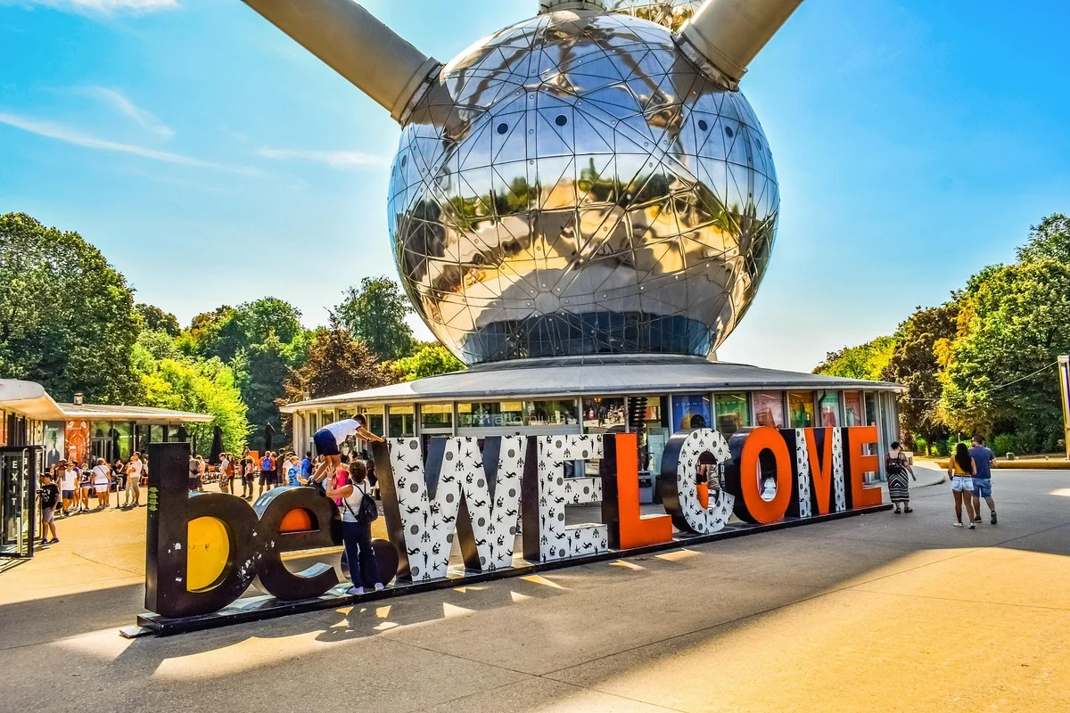 Brussels: Atomium Entry Ticket with Design Museum (Entrance Ticket)