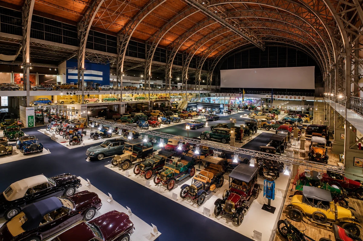 Brussels: Autoworld Museum - Subject to Availability (Entrance Ticket)