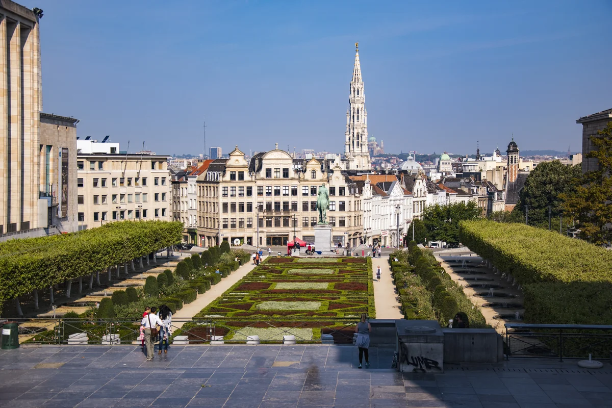 Paris: Brussels and Bruges Tour (SIC Basis)