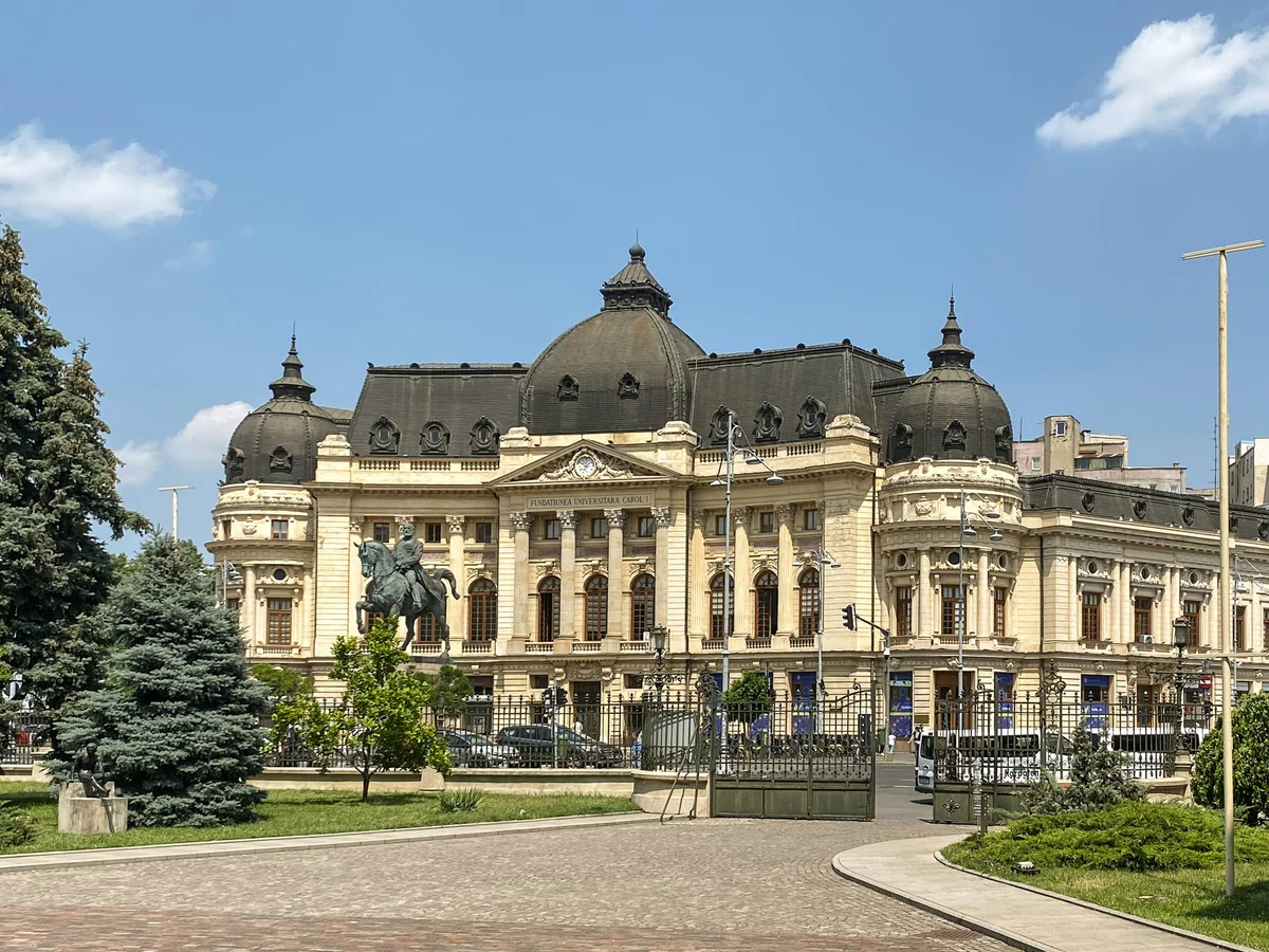 Bucharest: City Highlights Guided Walking Tour (Shared Basis)