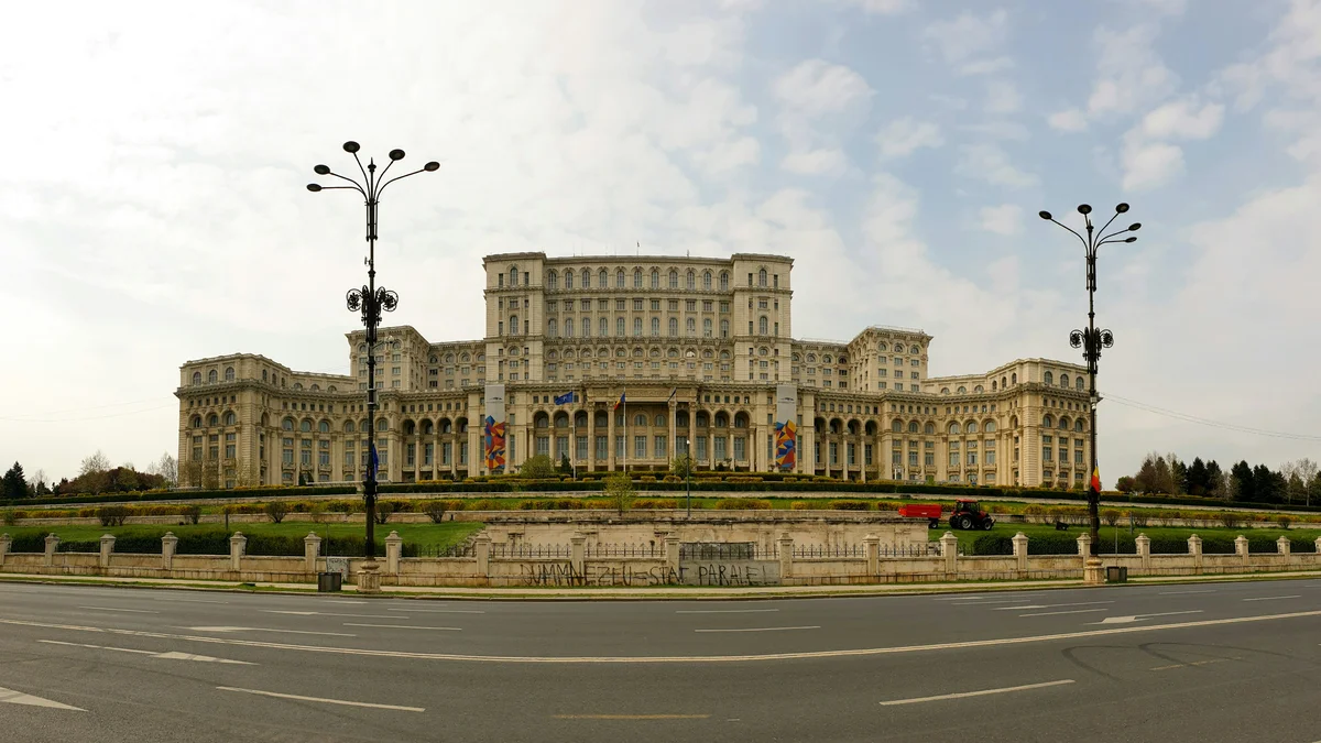 Bucharest: Palace of Parliament Tickets and Guided Walking Tour (Shared Basis)