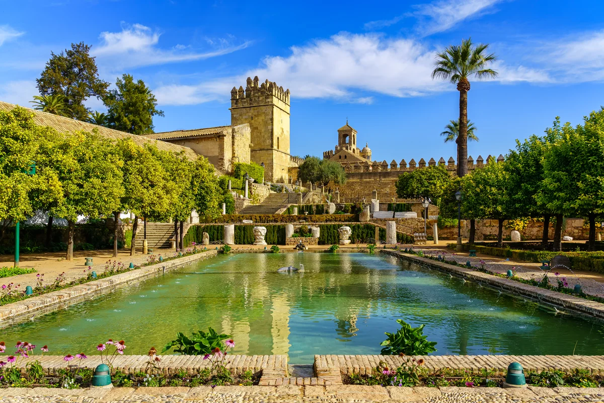 Córdoba: Jewish Quarter, Mosque and Alcázar Tour (Shared Basis)