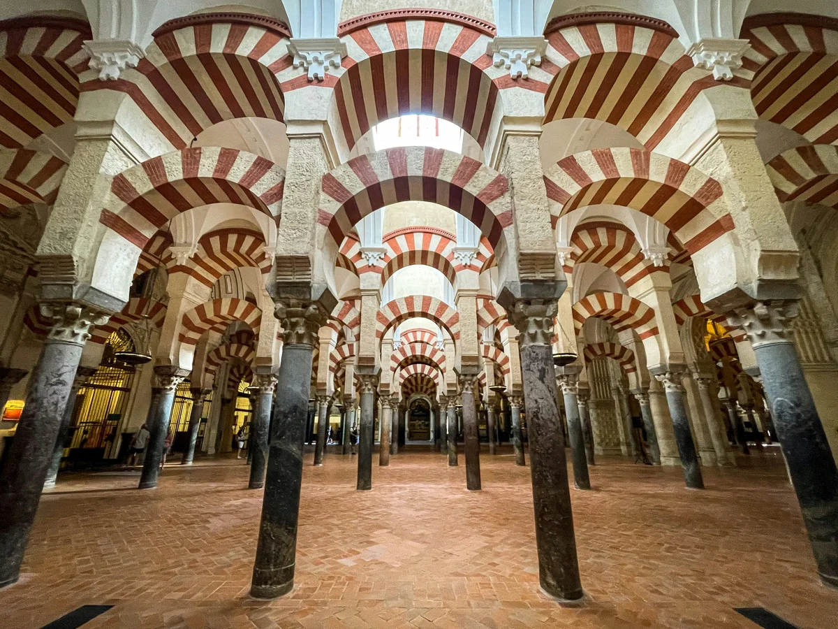 Córdoba: Skip-the-Ticket-Line Mosque-Cathedral Guided Tour (Shared Basis)