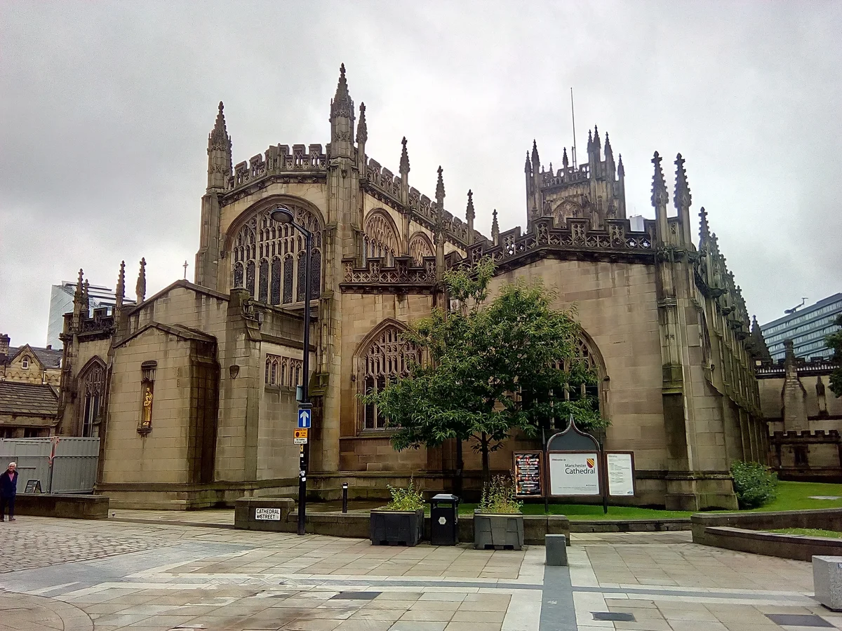 Manchester - City Highlights Walking Tour (SIC Basis)