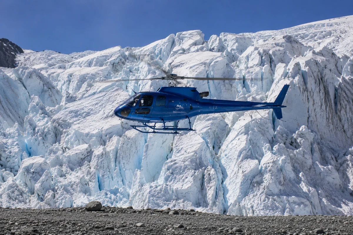 Franz Josef: 45-Min Glacier Helicopter Ride with Landing (Shared Basis)
