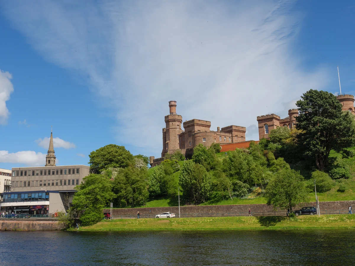 Inverness: Guided Walking Tour (Shared basis)