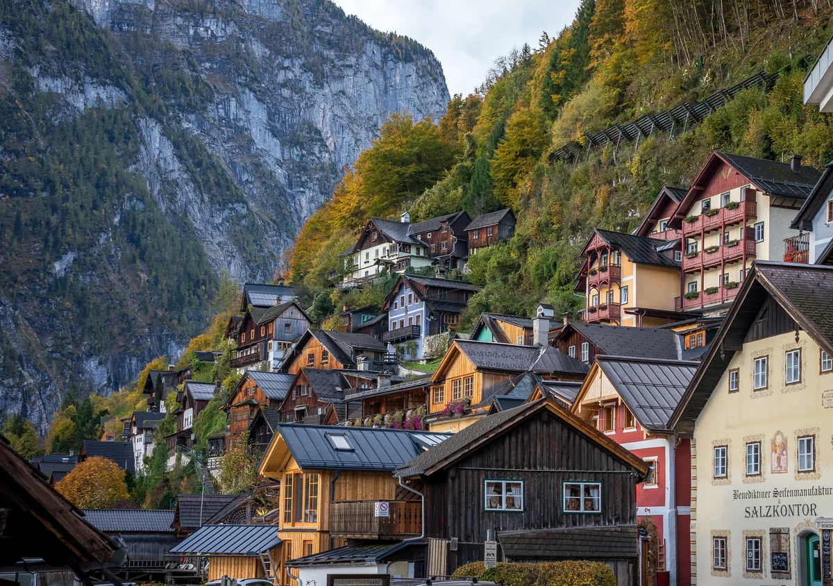 Vienna: Hallstatt Mountains and Lakes Tour (SIC Basis)
