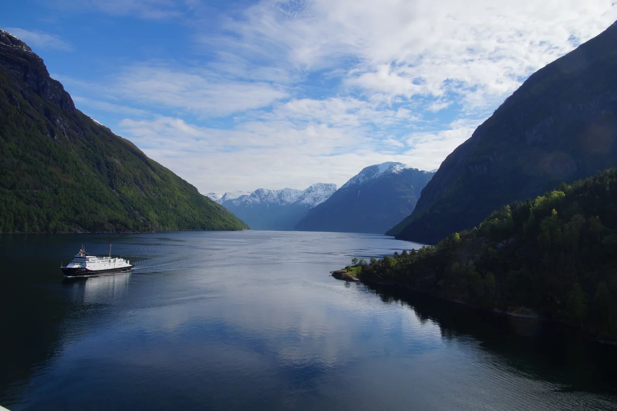 Bergen: Day trip from Bergen to Rosendal by Hardangerfjord - Cruise Tour (Private Basis)