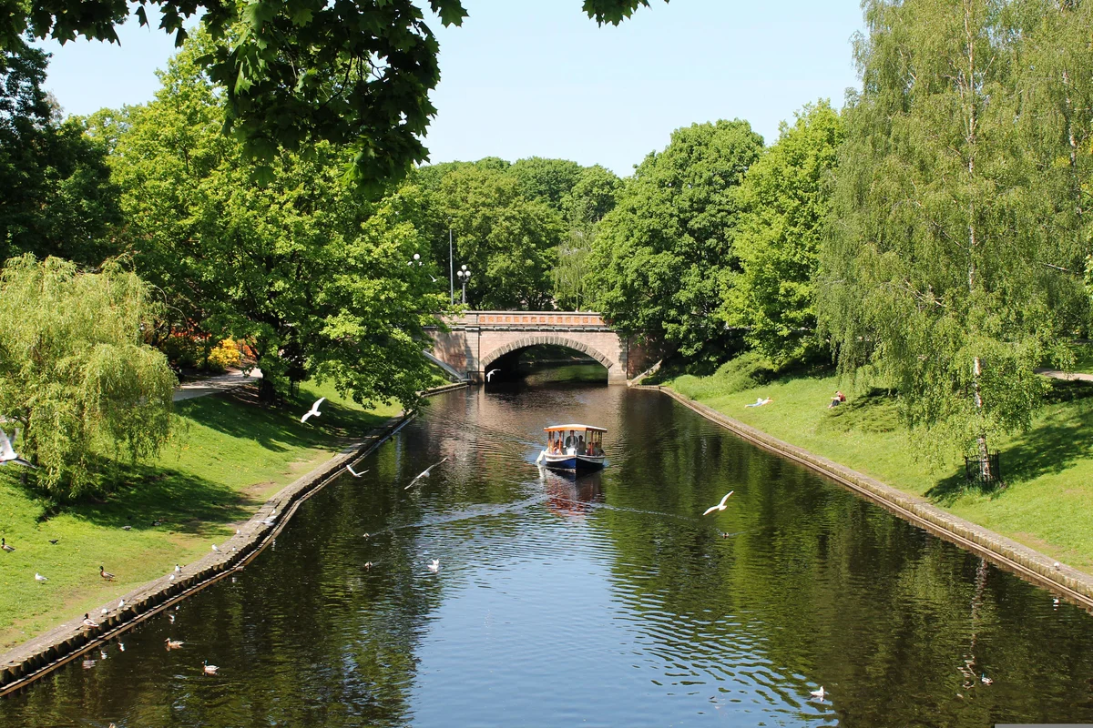 Riga: Historic Canal Boat Tour with Drink & Audio Guide - Subject to Availability (Shared Basis)