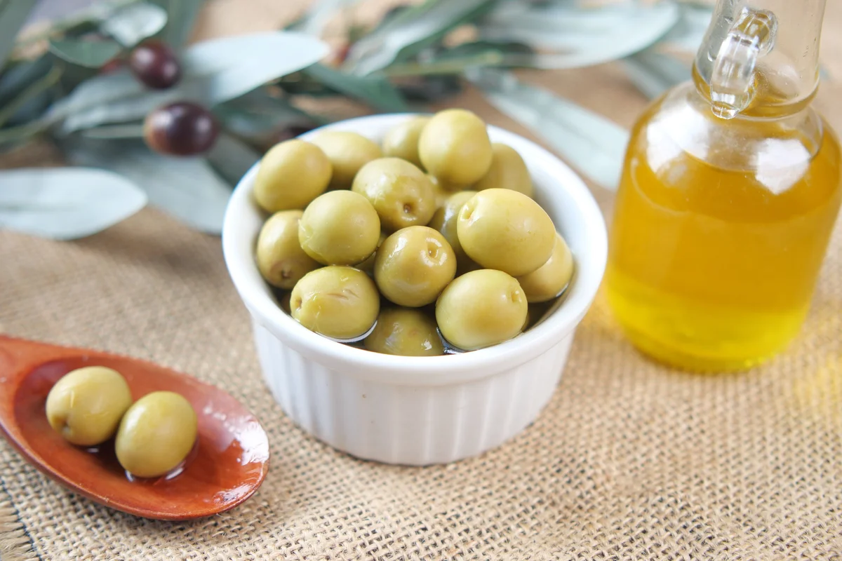 Tavira: Olive Experience with Factory tour and Olive Tasting (Shared Basis)