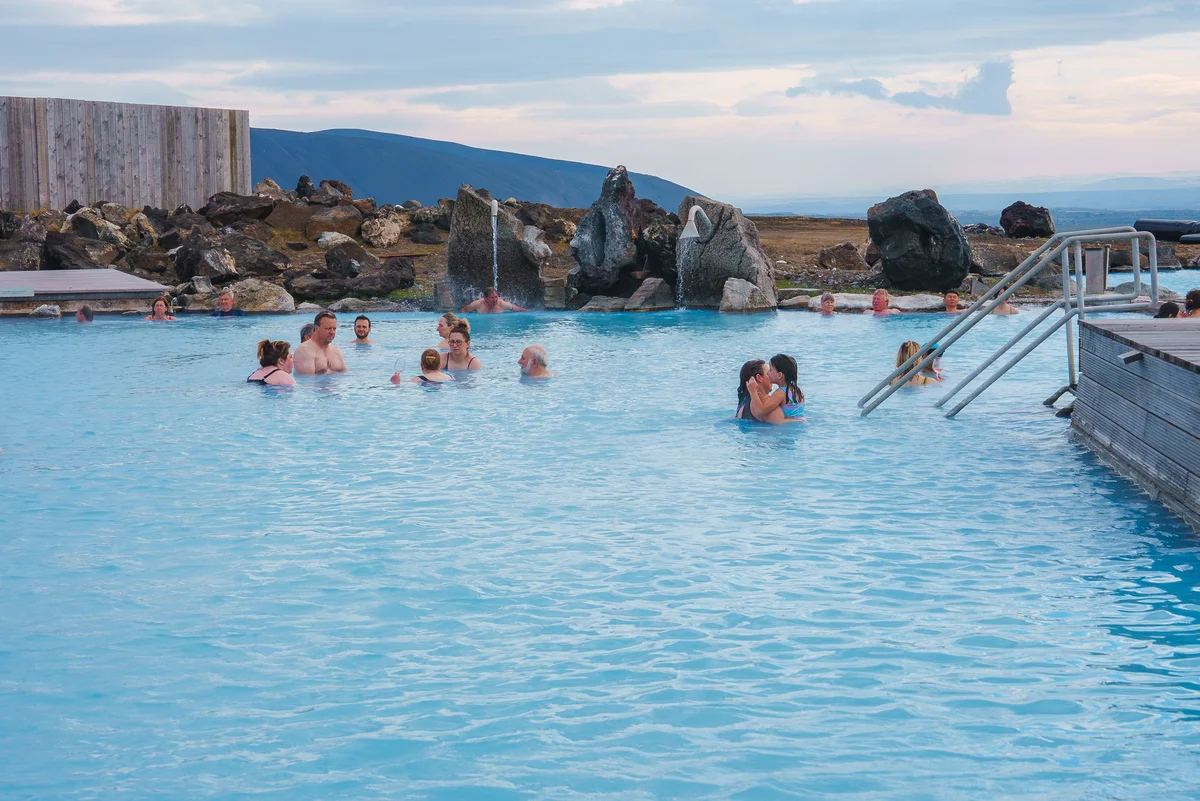 Reykjavik: Blue Lagoon (Premium Ticket) with transfers (SIC Basis)