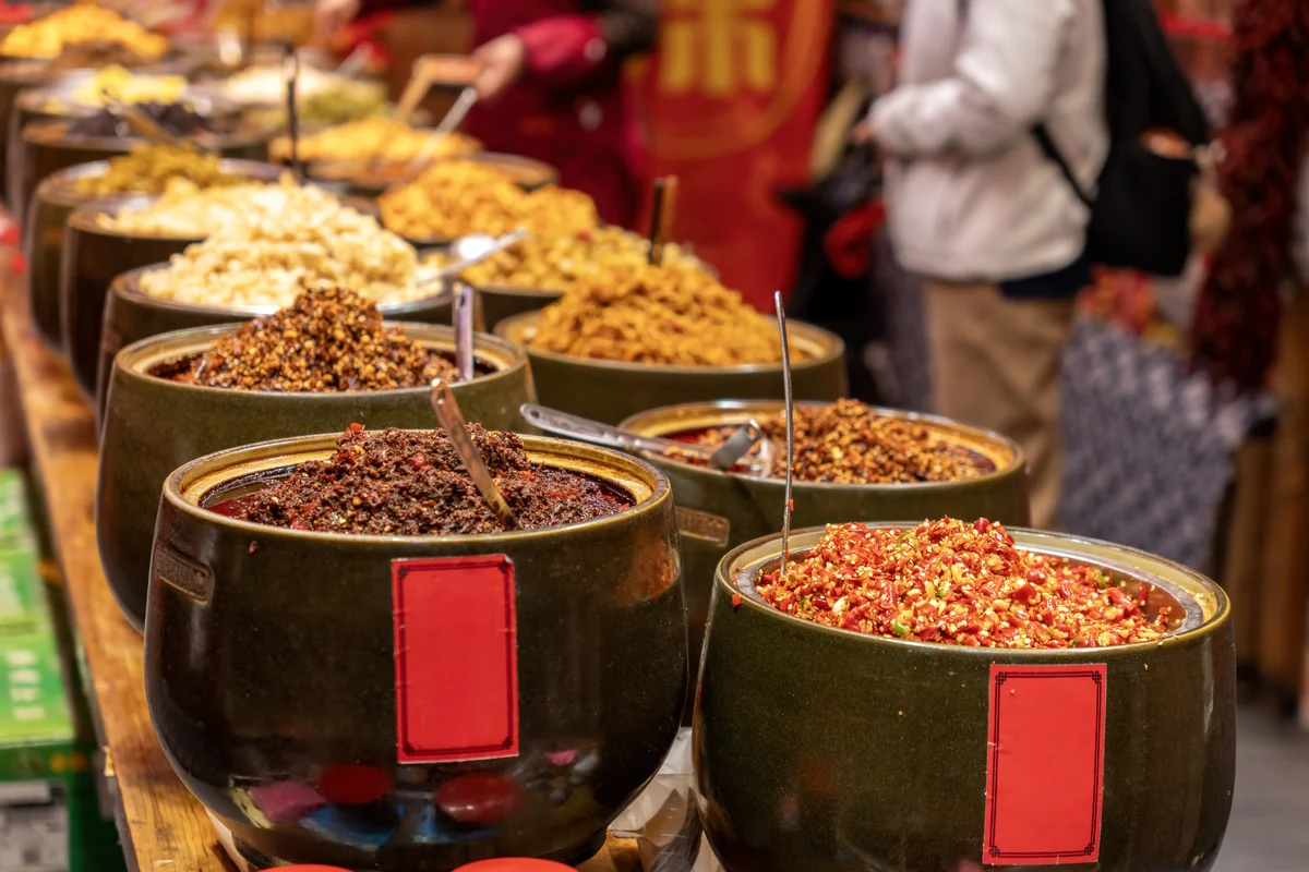 Riga: Central Market Traditional Food Tour in English (Shared Basis)