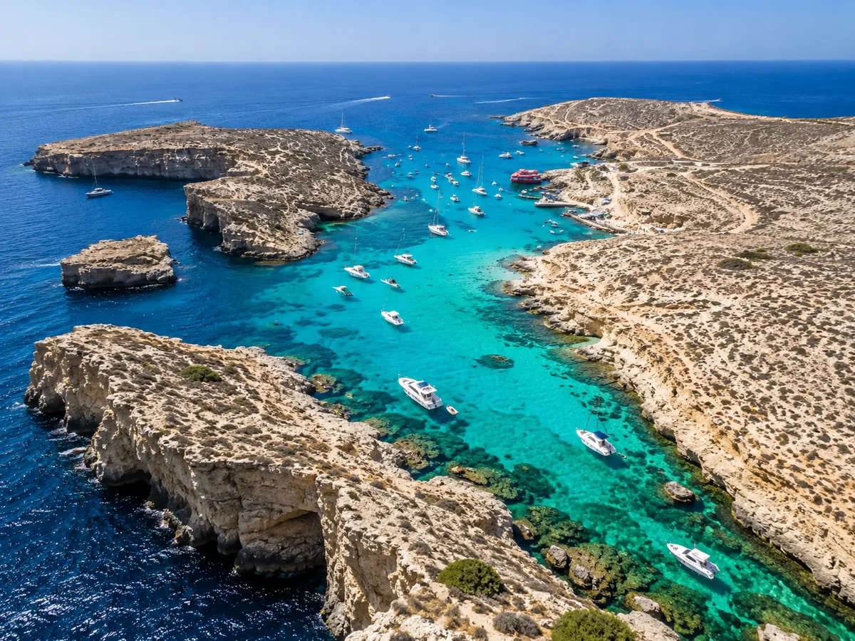 Sliema: Tour to Comino, Crystal Lagoon, and Blue Lagoon (SIC Basis)
