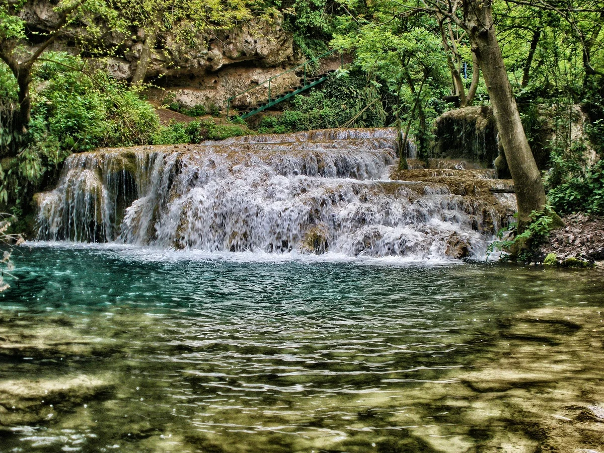 Sofia: Lovech, Devetaki Cave and Krushuna Waterfalls Tour (SIC Basis)