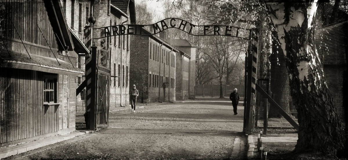 Prague: Terezin Concentration Camp Tour (SIC Basis)